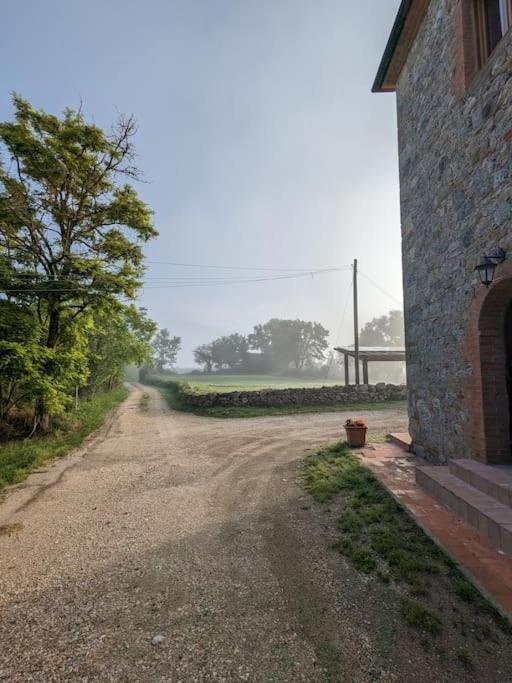 קולה ואל ד'אלזה Relax Nella Jacuzzi In Toscana מראה חיצוני תמונה